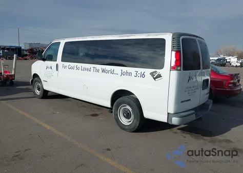 2002 Chevrolet Express из США, поврежденный, VIN 1GAHG39R021238888